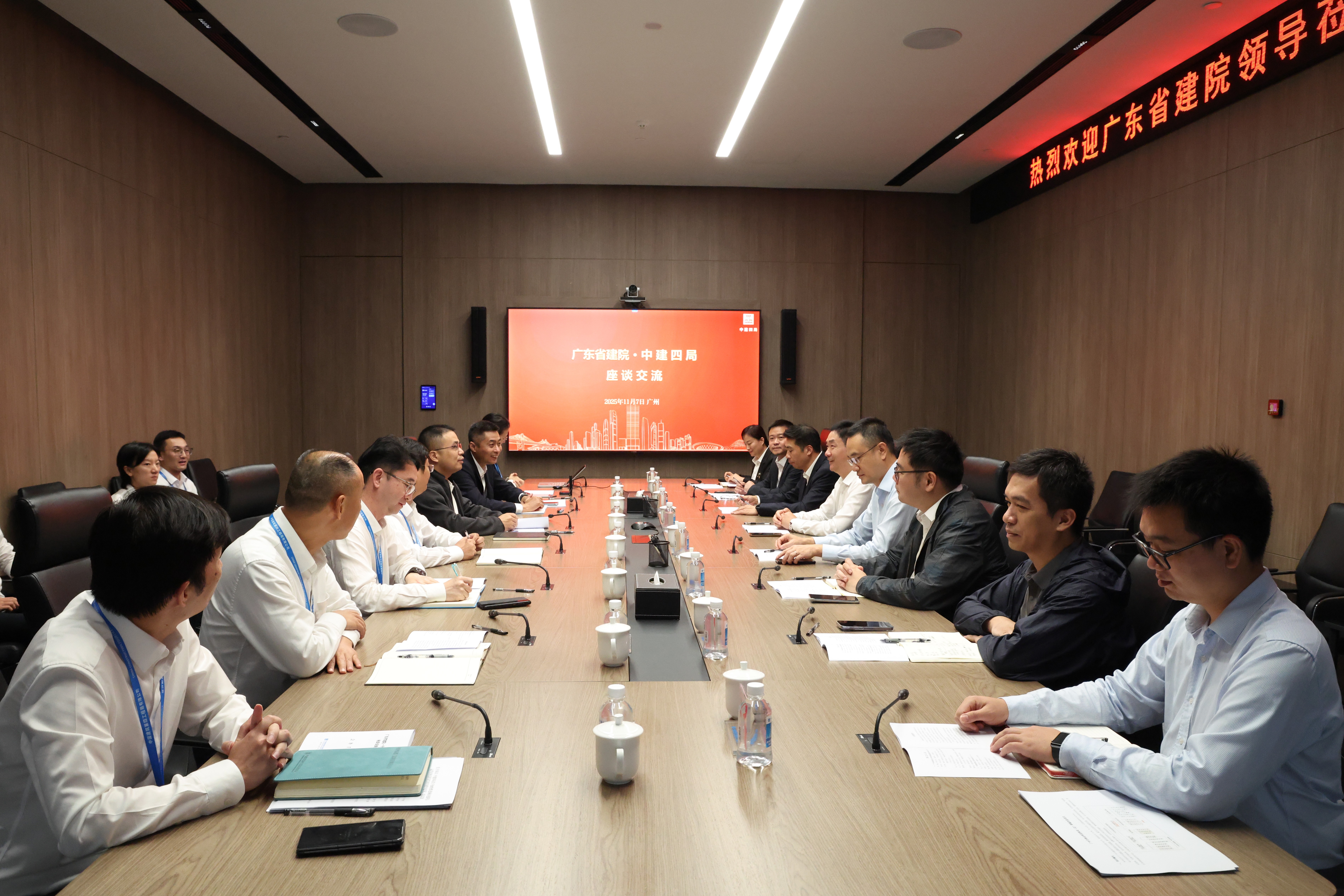 18b1e82a89dc25c8dbee32042e47cc85.jpg 18b1e82a89dc25c8dbee32042e47cc85.jpg