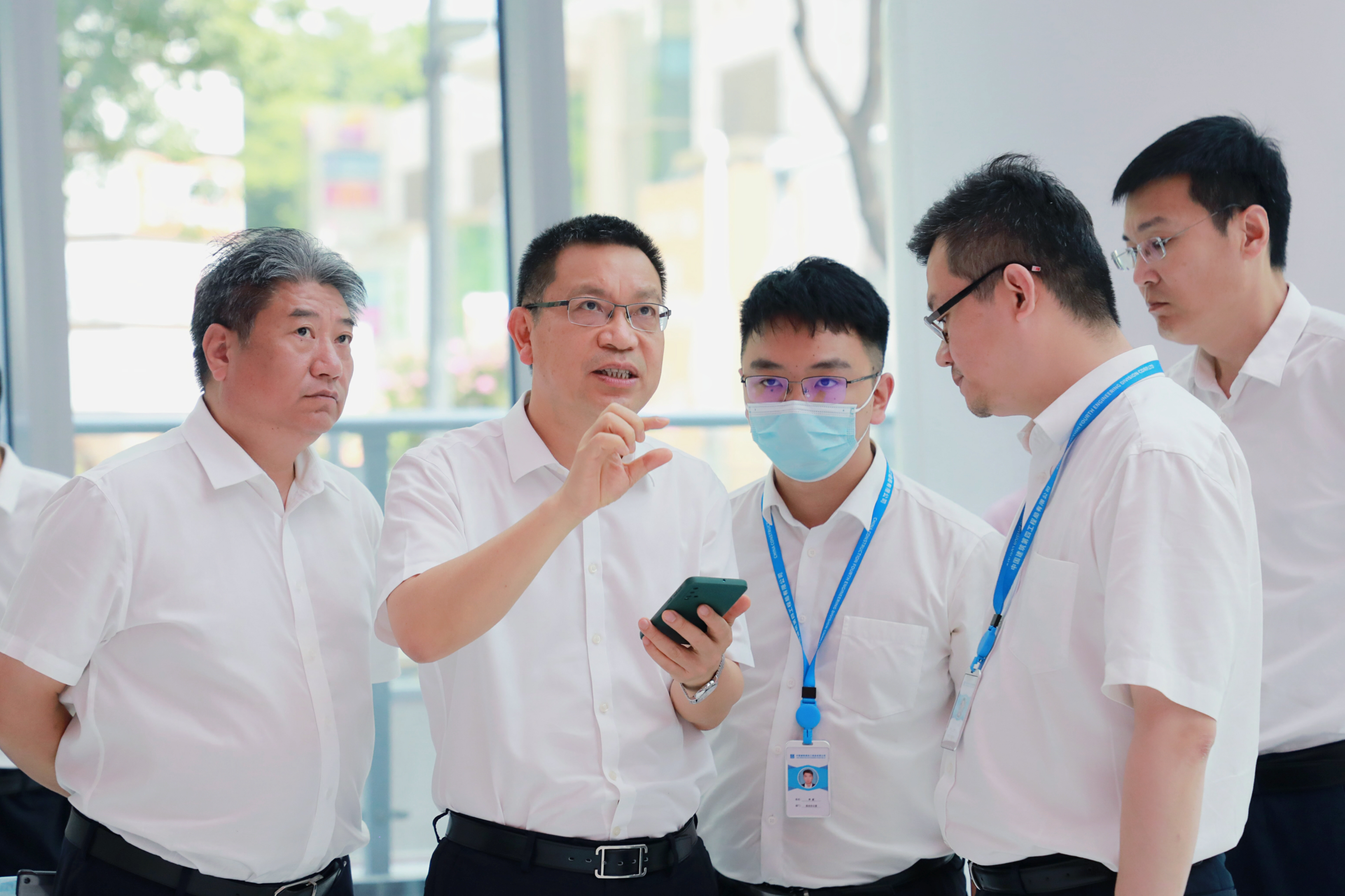 带班2.jpg 带班2.jpg