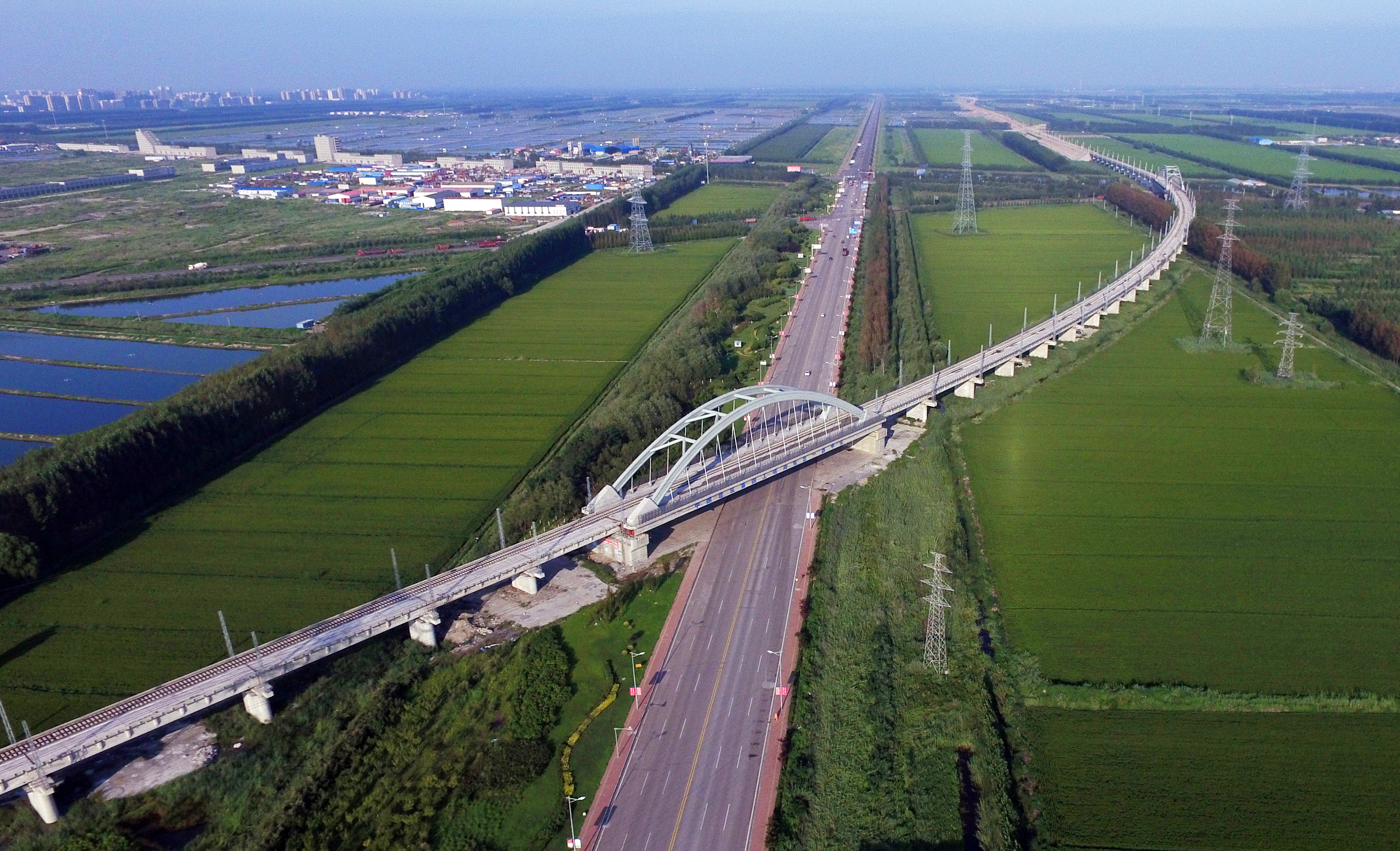 唐曹铁路.jpg